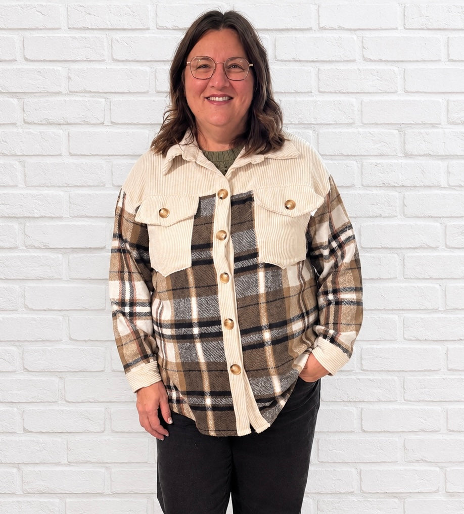 chemise à carreaux dans les tons beige, crème et brun!