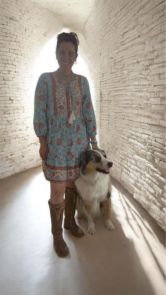 Robe avec imprimé de fleurs,longueur aux genoux